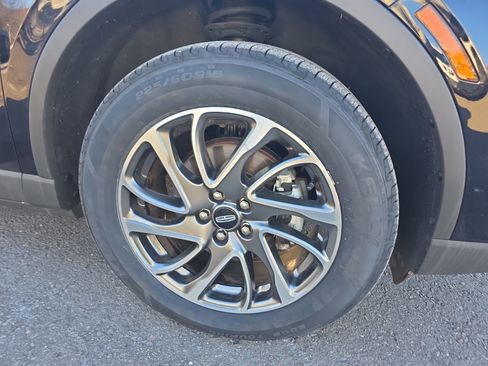 Used 2022 Lincoln Corsair AWD w/ Equipment Group 101A image 10