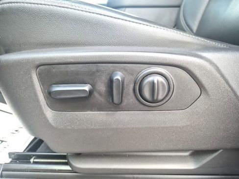 Used 2019 Chevrolet Silverado 1500 LTZ w/ LTZ Plus Package AWD/4WD image 16