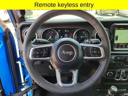 Used 2023 Jeep Wrangler Unlimited Sahara w/ Dual Top Group AWD/4WD image 18