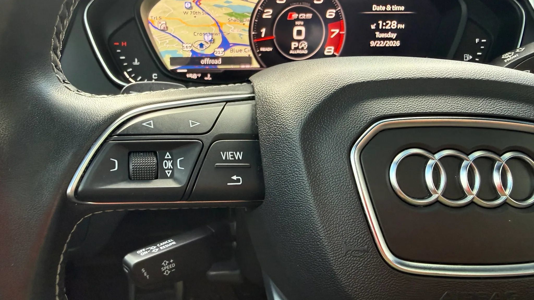 Used 2020 Audi SQ5 Premium Plus AWD/4WD image 22
