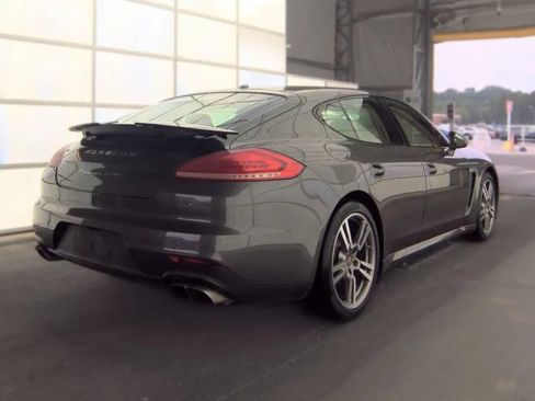 Used 2014 Porsche Panamera AWD/4WD image 2