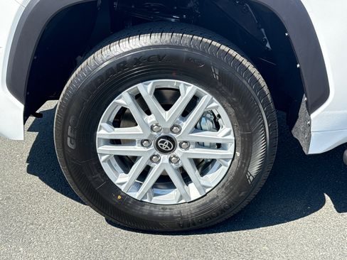 New 2026 Toyota Tundra SR5 image 4