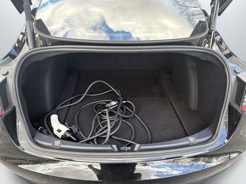 Used 2023 Tesla Model 3 Standard Range image 5