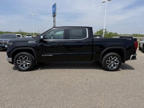 New 2026 GMC Sierra 1500 SLE w/ X31 Off-Road Package AWD/4WD image 6