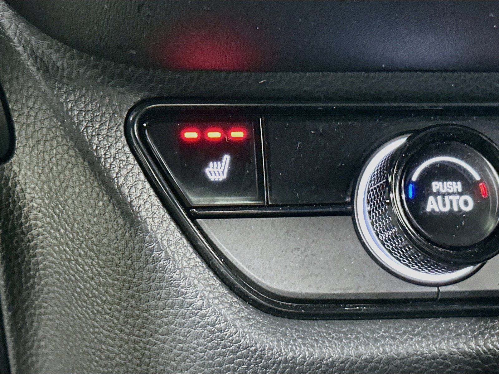 Used 2025 Honda HR-V Sport image 19