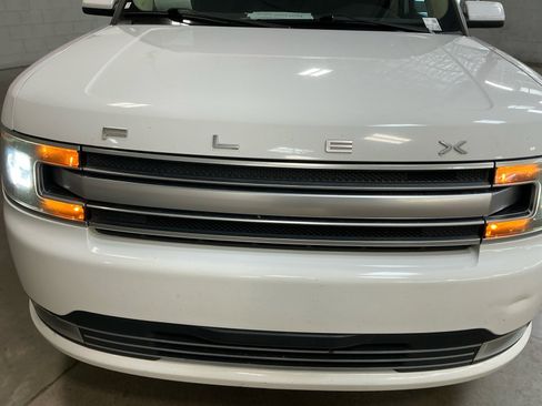 Used 2019 Ford Flex Limited image 23
