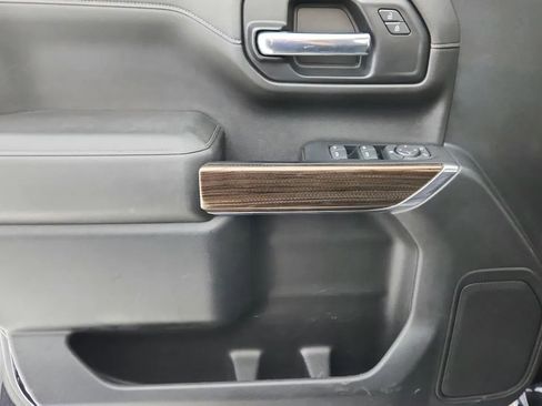 Used 2019 Chevrolet Silverado 1500 RST image 36