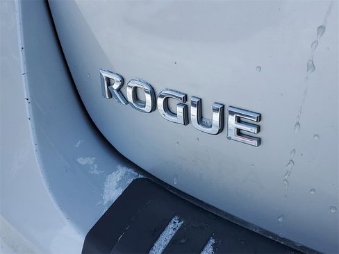 Used 2013 Nissan Rogue S image 28