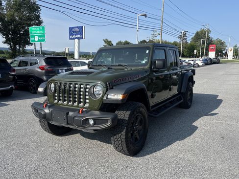 Used 2022 Jeep Gladiator Mojave w/ Cold Weather Group AWD/4WD image 19