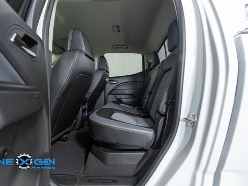 Used 2020 Chevrolet Colorado Z71 image 25