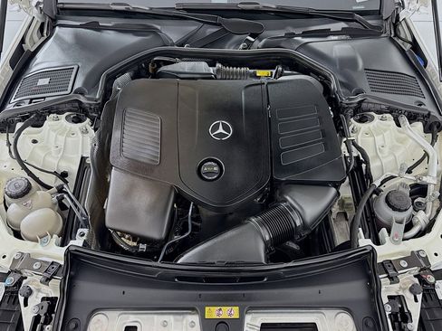 Used 2024 Mercedes-Benz C 300 Sedan image 11