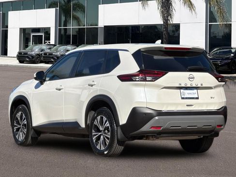 Used 2023 Nissan Rogue SV FWD image 5