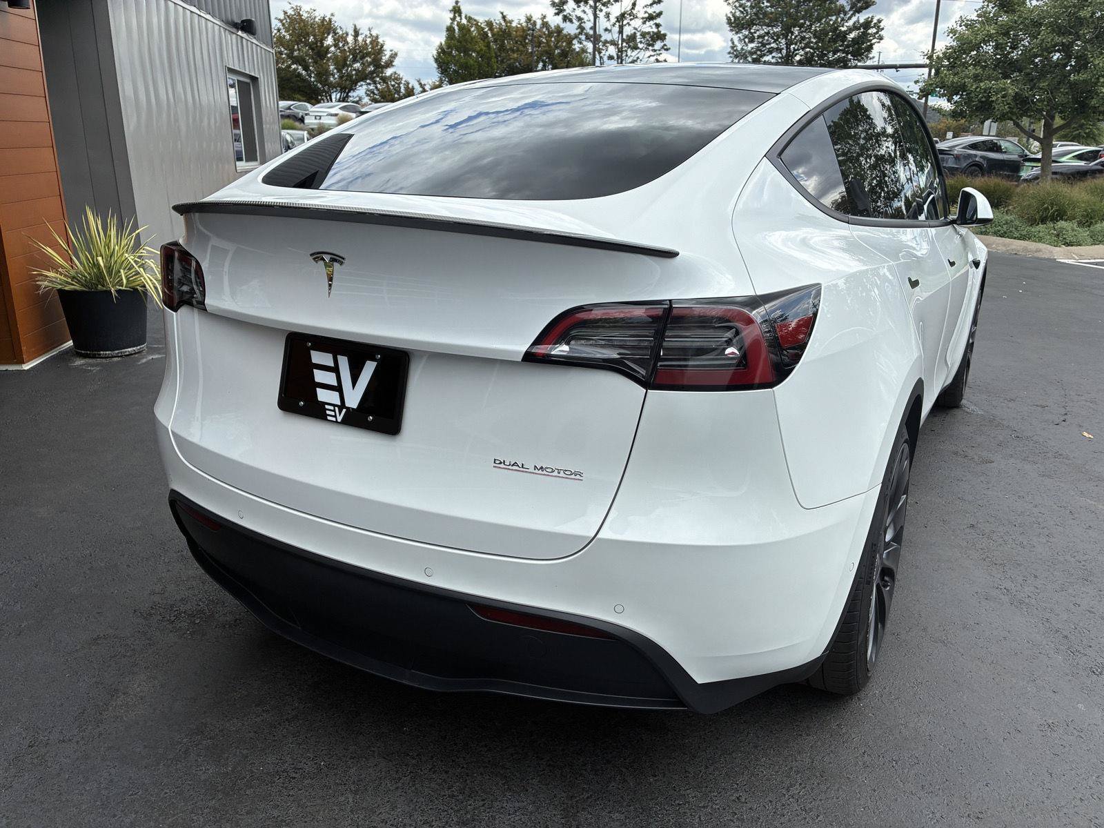 Used 2022 Tesla Model Y Performance AWD/4WD image 21