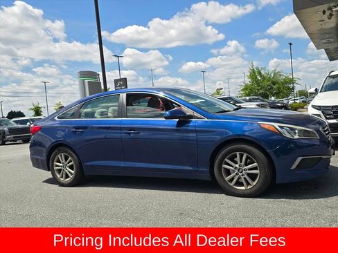 Used 2017 Hyundai Sonata SE w/ Cargo Package FWD image 1