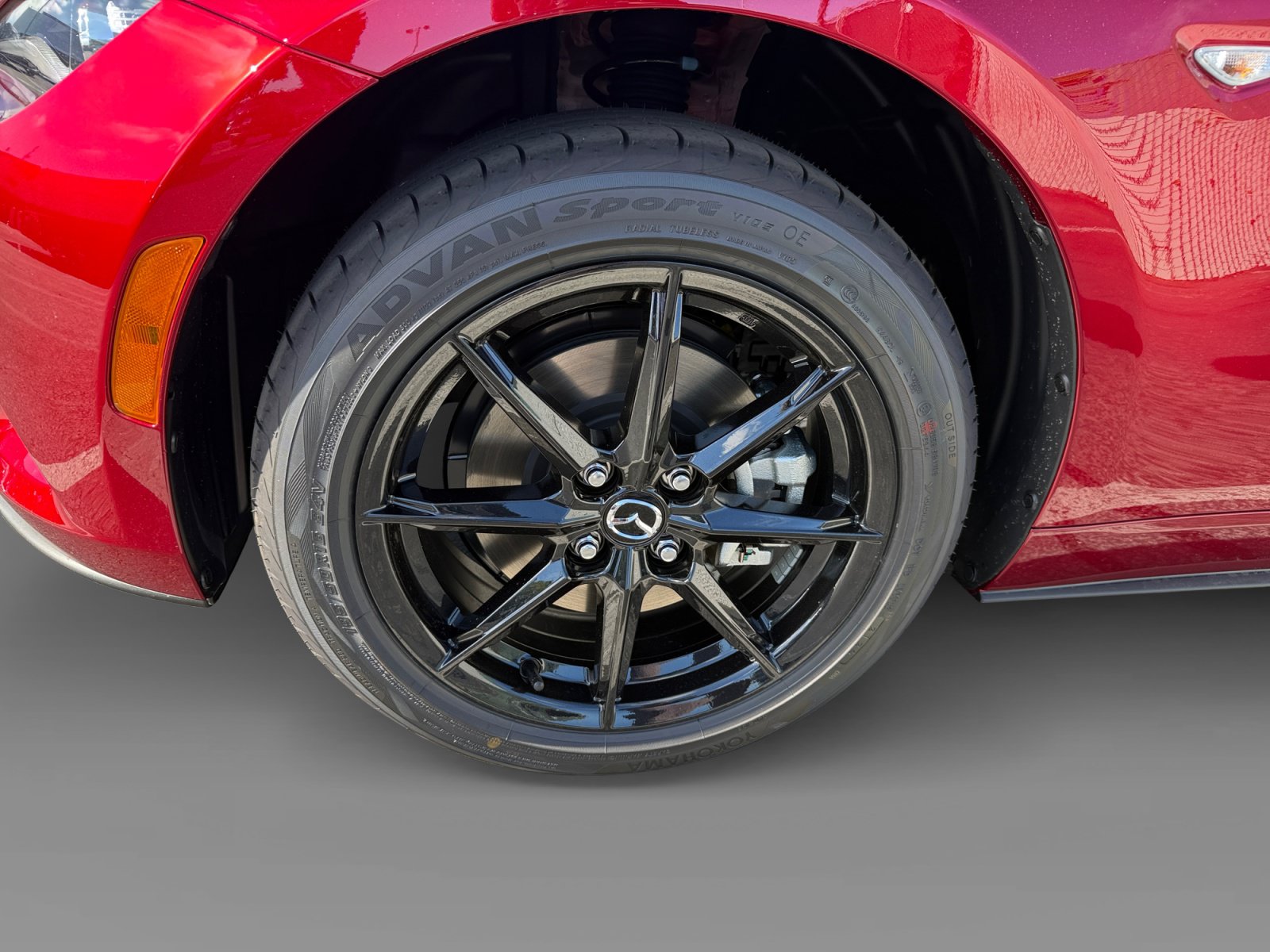 New 2026 MAZDA MX-5 Miata Sport w/ Weather Package RWD image 9