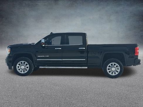 Used 2019 GMC Sierra 2500 Denali w/ Duramax Plus Package image 11