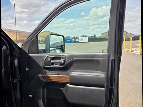 Used 2020 Chevrolet Silverado 3500 High Country w/ Technology Package AWD/4WD image 19