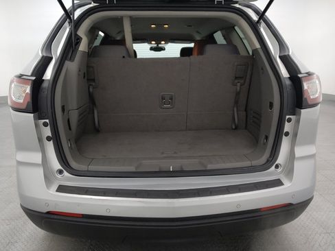 Used 2016 Chevrolet Traverse LT image 29