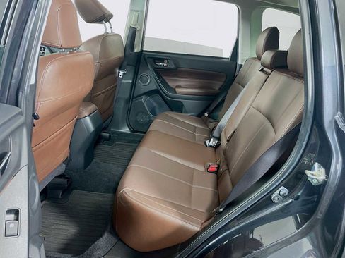 Used 2018 Subaru Forester 2.5i Touring image 23