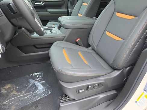 New 2026 GMC Sierra 2500 AT4 w/ AT4 Premium Plus Package AWD/4WD image 26