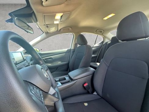Used 2025 Nissan Sentra S FWD image 19