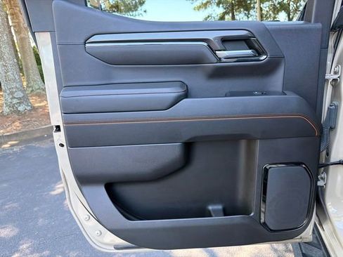Used 2022 GMC Sierra 1500 AT4 w/ AT4 Premium Package AWD/4WD image 21