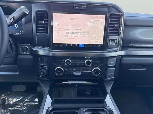 New 2025 Ford F350 Lariat w/ Chrome Package image 13