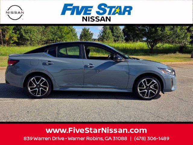 Used 2024 Nissan Sentra SR FWD image 15