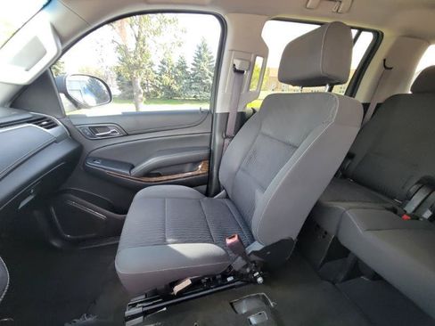 Used 2017 Chevrolet Suburban 3500 LS w/ Driver Alert Package AWD/4WD image 8