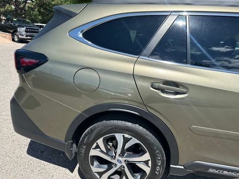 Used 2021 Subaru Outback Limited XT w/ Popular Package #2 AWD/4WD image 5