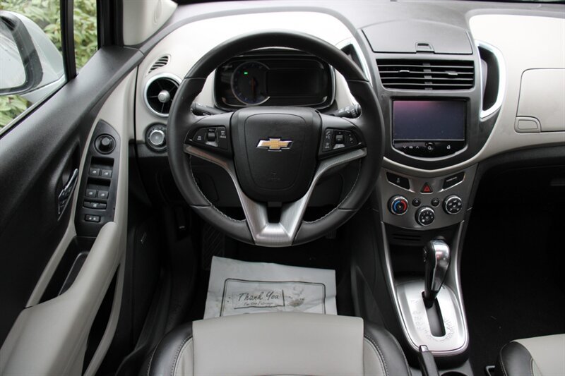 Used 2015 Chevrolet Trax LTZ AWD/4WD image 18