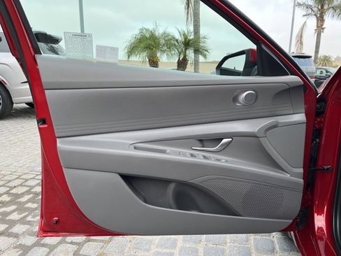 Certified 2024 Hyundai Elantra Blue image 13