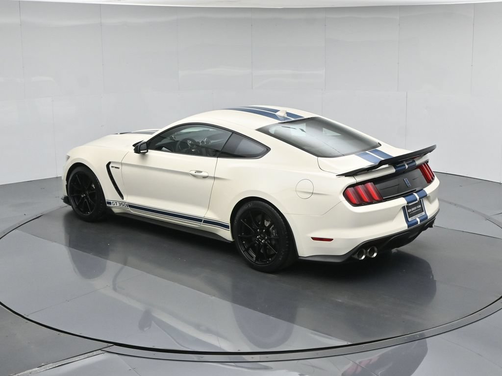 Certified 2020 Ford Mustang Shelby GT350 w/ Technology Package RWD image 41