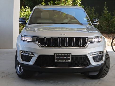 New 2023 Jeep Grand Cherokee 4xe w/ Luxury Tech Group II image 3