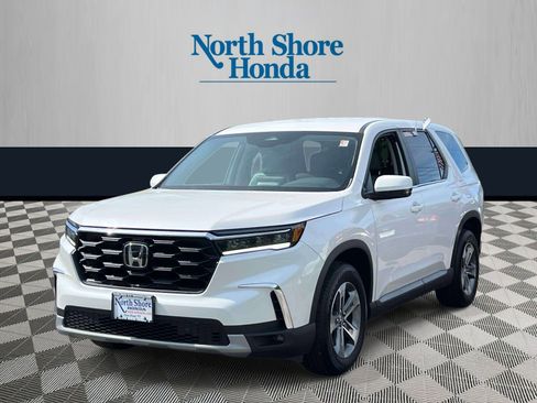 Certified 2025 Honda Pilot EX-L image 3