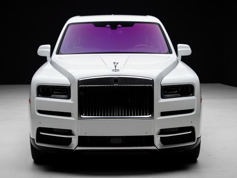 Used 2024 Rolls-Royce Cullinan w/ Cullinan Package AWD/4WD image 8
