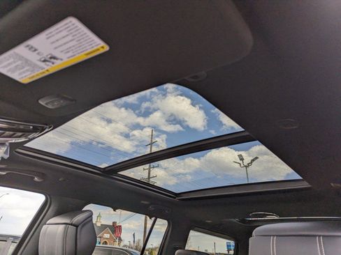 New 2024 Jeep Grand Wagoneer Series I w/ Convenience Group III image 32