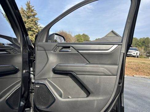 Used 2024 GMC Acadia Elevation image 60