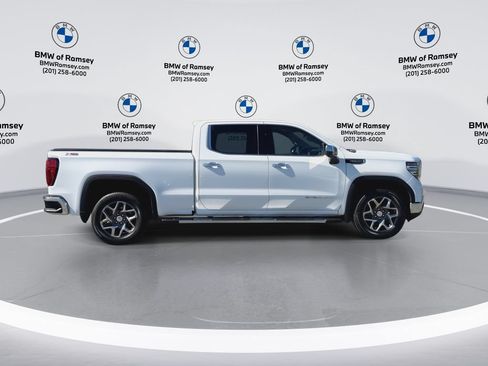 Used 2023 GMC Sierra 1500 SLT w/ SLT Premium Package AWD/4WD image 9