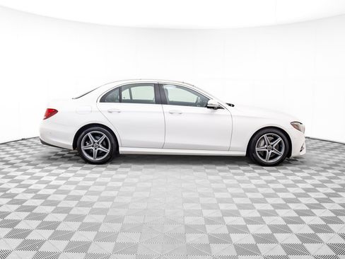 Used 2019 Mercedes-Benz E 300 E 300 image 6