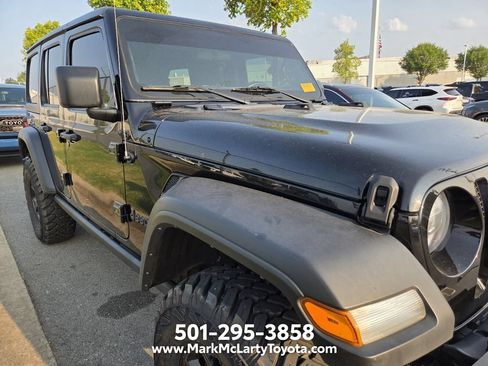 Used 2021 Jeep Wrangler Unlimited Sport AWD/4WD image 4