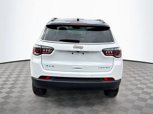 Used 2025 Jeep Compass Limited image 7