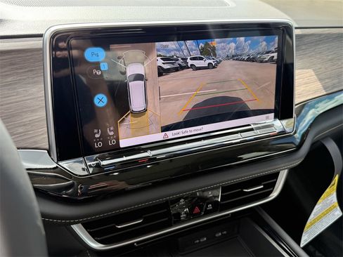 New 2026 Volkswagen Atlas SEL Premium R-Line image 19