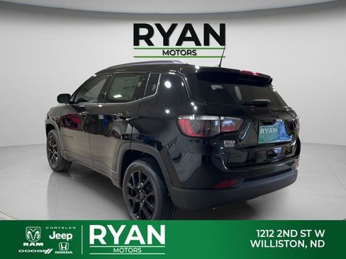 New 2026 Jeep Compass Latitude AWD/4WD image 7