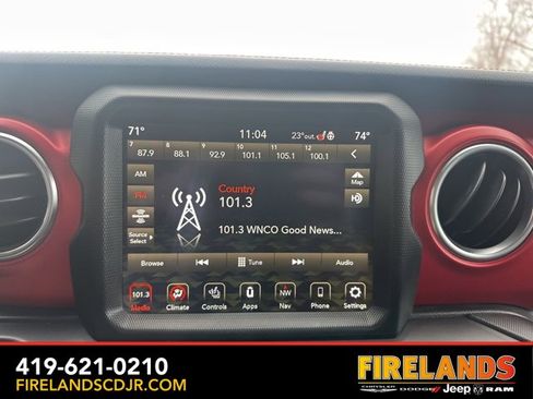Used 2022 Jeep Gladiator Rubicon w/ Cold Weather Group image 27