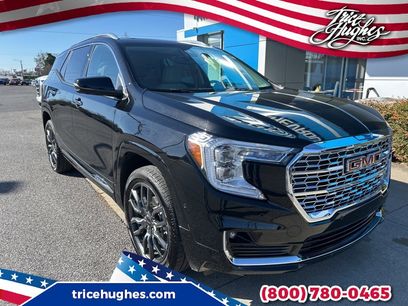 Used 2024 GMC Terrain Denali w/ Black Diamond Edition