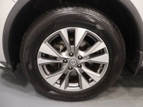 Used 2017 Nissan Murano S w/ Navigation Package image 24
