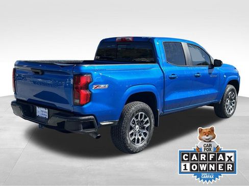 Used 2023 Chevrolet Colorado Z71 image 3