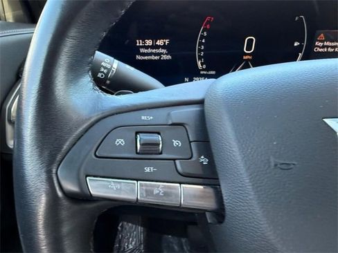 Used 2024 Cadillac XT4 Premium Luxury image 11