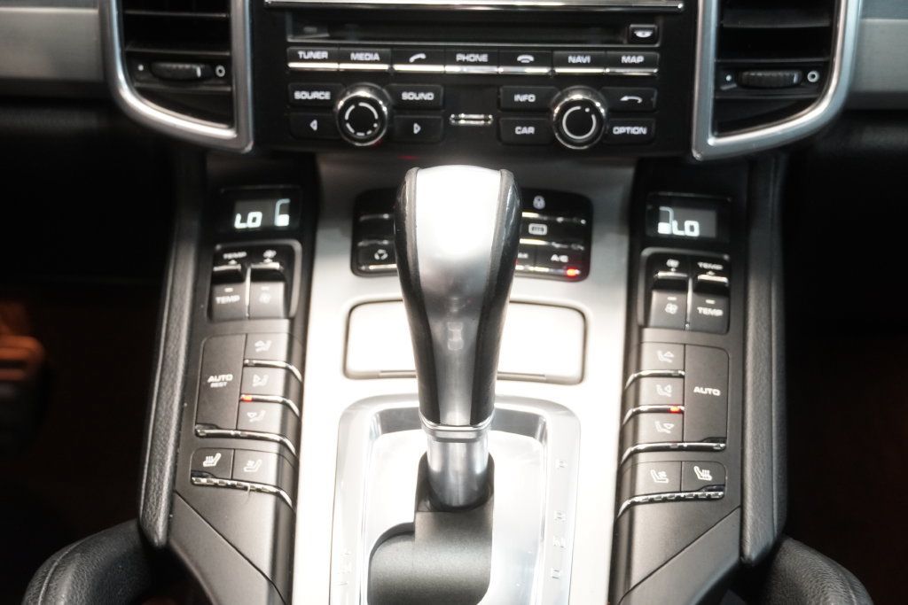 Used 2012 Porsche Cayenne AWD/4WD image 22